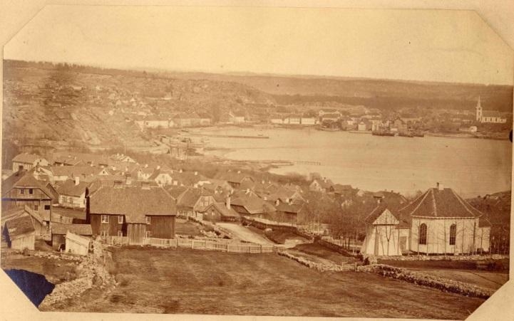Panorama Larviku około 1865 roku