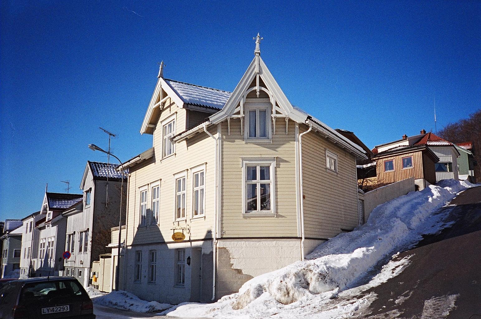 Larvik - typical dwellings of craftsmen