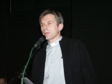 Sztajdel, Piotr (montaż), 2003-03-15, ks. Mieczysław Puzewicz czyta fragment 