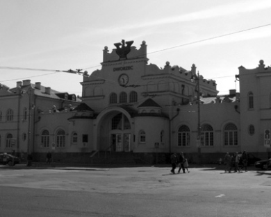 Sztajdel, Piotr. Montaż, 2010-11-23, Dźwięki przy kasie biletowej na Dworcu Głównym PKP w Lubinie