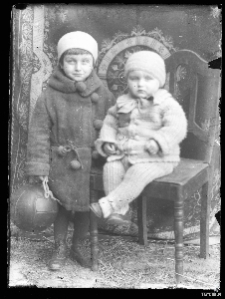 Portret dw&oacute;jki dzieci