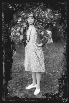 Portret młodej kobiety