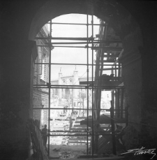 Widok z Bramy Grodzkiej na Zamek w Lublinie