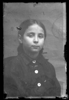 Portrait of a young woman