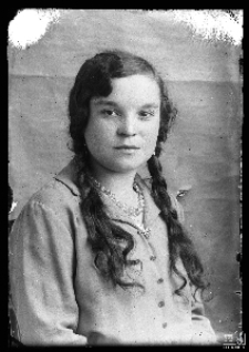 Portrait of a young woman