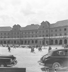 Plac Zebrań Ludowych (obecnie plac Zamkowy) w Lublinie w dniu 22 lipca 1954 roku