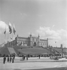 Plac Zebrań Ludowych (obecnie plac Zamkowy) w Lublinie w dniu 22 lipca 1954 roku