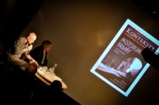 Paweł Pr&oacute;chniak i Zbigniew Benedyktowicz podczas seminarium otwartego &bdquo;Misterium Bramy&rdquo;