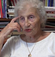 Ob&oacute;z koncentrancyjny w Oświęcimiu - Miriam Akavia - fragment relacji świadka historii [WIDEO]