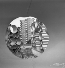 Pomnik "Rury" na osiedlu LSM