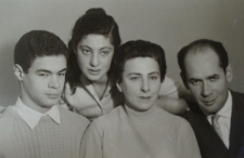 Rodzina Sznajdmanów: Izaak (Izydor), Rojza (Róża), Serla (Zofia), Michał