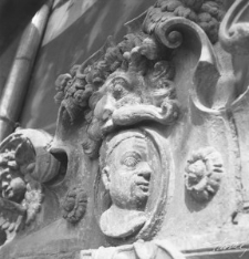 Ornamenty kamienicy na Starym Mieście w Lublinie