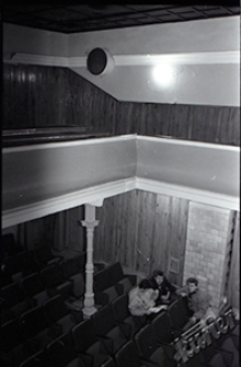 Kino Robotnik w Lublinie - widok widowni z balkonu