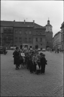 Wycieczka szkolna na Rynku w Lublinie