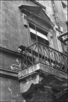 Balkon kamienicy numer 4 przy ulicy Wincentego Pola w Lublinie