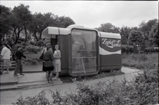 Budka z zapiekankami na ulicy Świętoduskiej z widokiem na Lubartowską w Lublinie