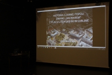 Prezentacja Euzebiusza Maja: " Historia Topoli Czarnej, zwanej Baobabem z placu Litewskiego w Lublinie"