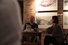 W stronę reportażu: "Koliste jeziora Białorusi" Mateusza Marczewskiego