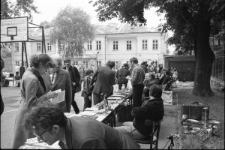Targi staroci na boisku szkolnym III LO im. Unii Lubelskiej w Lublinie