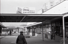 Dzielnica Tatary w Lublinie - pawilony handlowe na ulicy Hutniczej