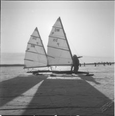 Żeglarstwo lodowe na Zalewie Zemborzyckim w Lublinie