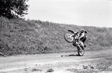 G&oacute;rki Czechowskie w Lublinie - akrobacje motocrossem na poligonie