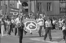 Przedsiębiorstwo przemysłu chłodniczego i ZSMP podczas pochodu 1-Majowego w Lublinie