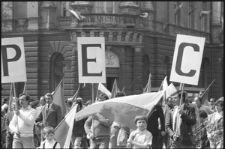 Pracownicy LPEC-u podczas pochodu 1-Majowego w Lublinie