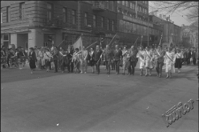 Mieszkańcy Lublina podczas pochodu 1-Majowego