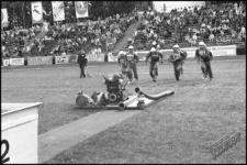 Zawody strażackie na stadionie