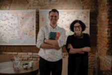 W stronę ilustracji: Sebastian Frąckiewicz