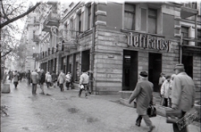 Delikatesy na Krakowskim Przedmieściu w Lublinie - widok z zewnątrz