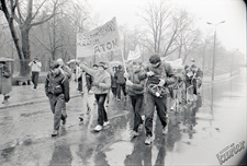 Demonstracja w Puławach przeciwko elektrowni atomowej