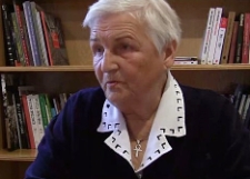 Tata wr&oacute;cił do domu zarośnięty, brudny, niepodobny do człowieka - Maria Pietraszewska - fragment relacji świadka historii [WIDEO]