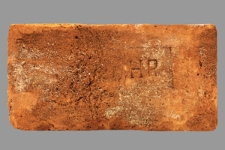 Cegła z sygnaturą &bdquo;HR&rdquo;