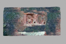 Cegła z sygnaturą &bdquo;B.C.&rdquo;