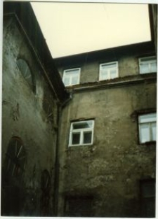 Podw&oacute;rko kamienicy prawdopodobnie przy ulicy Grodzkiej 20