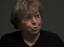 Codzienność w kryj&oacute;wce - Mira Krum-Ledowski - fragment relacji świadka historii [WIDEO]