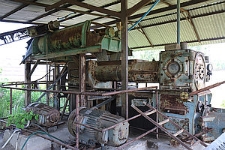 Widok na fragment maszynerii cegielni w Wincentowie