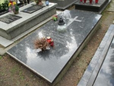 Gr&oacute;b ks. Andrzeja Pełeńskiego na cmentarzu przy ulicy Lipowej w Lublinie