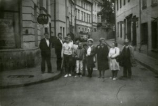 Grupa greckokatolickich wiernych na ul. Zielonej w Lublinie