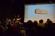 Robert Miedziocha prezentuje model 3D cegły