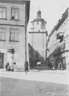 Lublin. Brama Krakowska z Rynku Starego Miasta