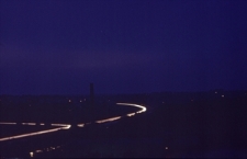 Nocny widok na cegielnię