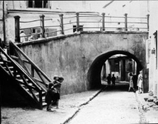 Lublin, Brama Zasrana - dzieci - widok od strony ul. Podzamcze