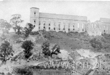 Zamek w Janowcu od strony południowej