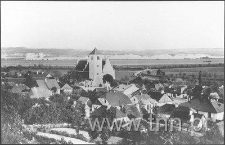 Janowiec - widok ze skarpy od strony południowo- zachodniej