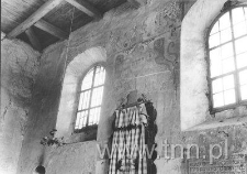 Wnętrze synagogi janowieckiej