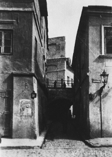 Zasrana Gate in Lublin, the view from Szeroka Street