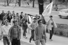 Demonstracja NZS pod Gmachem Gł&oacute;wnym KUL